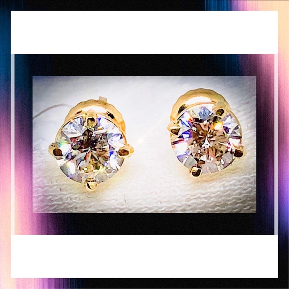1 CT Diamond 14k stud earring Si clarity H color - Picture 2 of 8